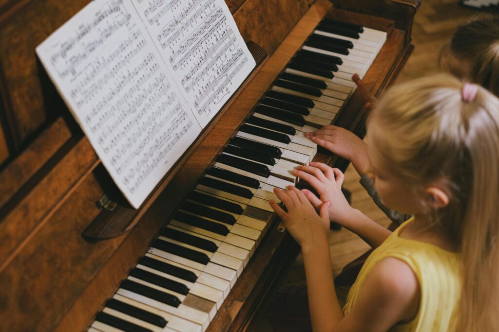 Kun je piano leren spelen zonder noten te lezen? | Ontdek hoe | Appiano Muziek spelen zonder noten
