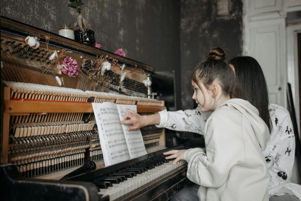 Kun je piano leren spelen zonder noten te lezen? | Ontdek hoe | Appiano Piano spelen zonder noten